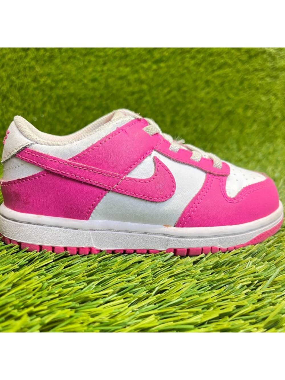 Nike Dunk Low Girls Size‎ 9C Pink White Athletic Walking Leather Shoes Sneakers